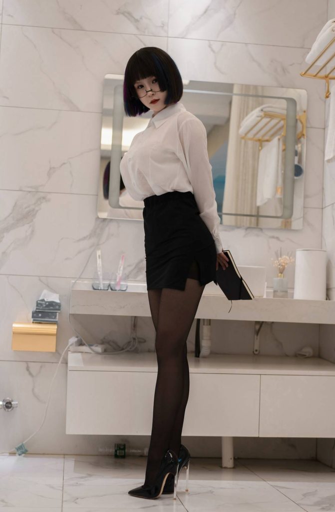 图片[3]-晕崽Zz美女写真图集合集打包下载36套 17GB-密语社