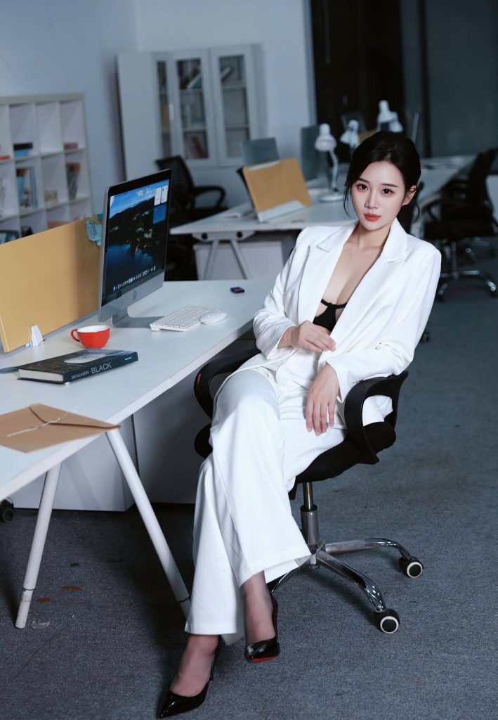 图片[8]-[秀人网] 南乔全套合集：30期精选 – 旗袍/兔女郎/机车风 [23GB/4K高清]-密语社