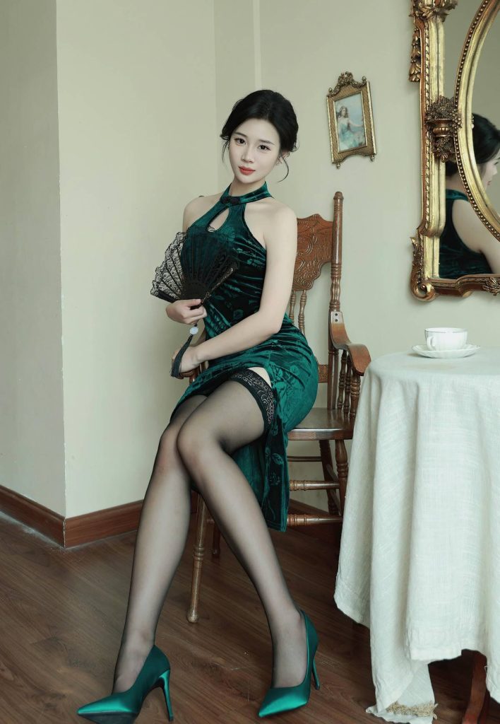 图片[9]-[秀人网] 南乔全套合集：30期精选 – 旗袍/兔女郎/机车风 [23GB/4K高清]-密语社