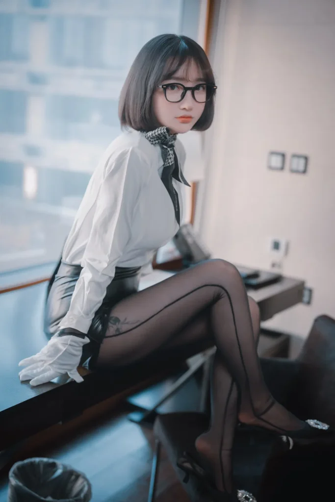 孫樂樂SonYe-Eun合集下载 - 包含早期绝版/私房/机构写真 [153期 243GB]-密语社