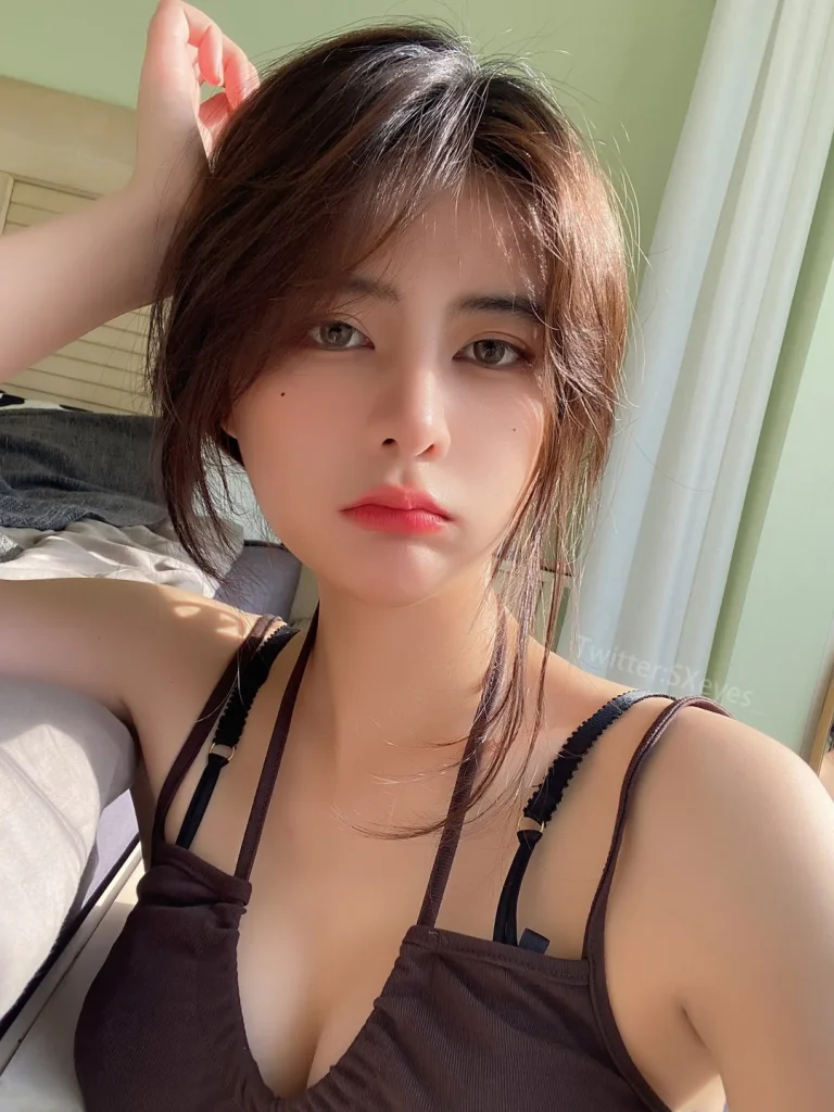 图片[5]-眼酱大魔王w美女写真图集下载90套 28GB-密语社