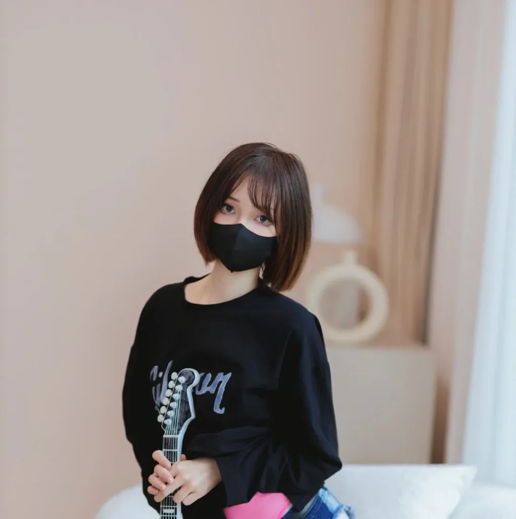 图片[1]-洛桑w伊梓美女写真图集合集打包下载24套 8GB-密语社