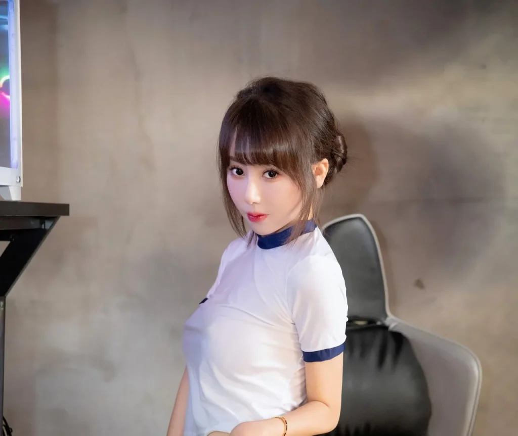 图片[1]-白笑笑 – 内部私购无水印写真套图4套 3GB-密语社