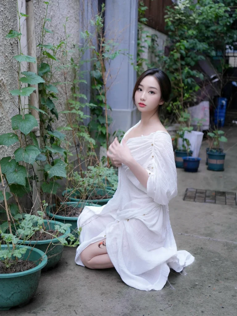 图片[1]-楠芝 秀人内购光影特辑｜1.8GB精选写真-密语社
