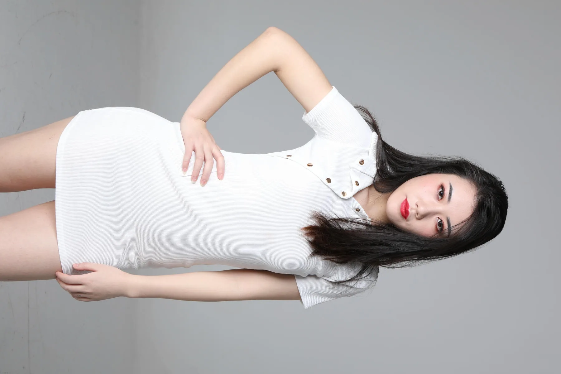 国模 美娜魅影全集｜492P全方位私拍 1.92GB御姐范本-密语社