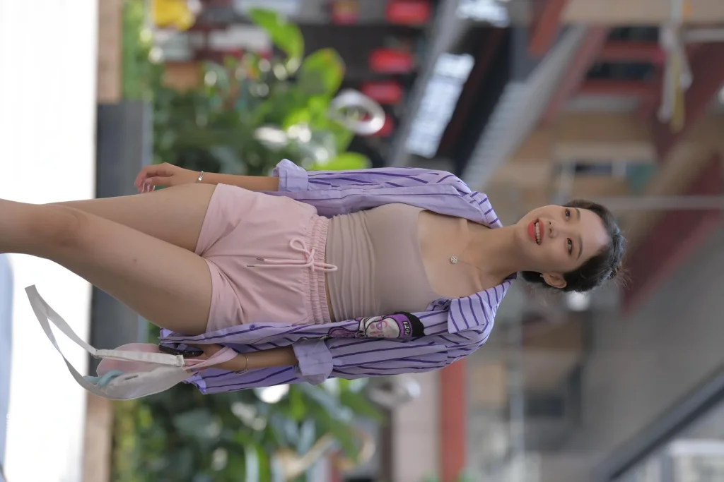 图片[6]-【魔镜街拍】一始作品：粉色女孩街头风 [1132P1V 36GB高清下载]-密语社