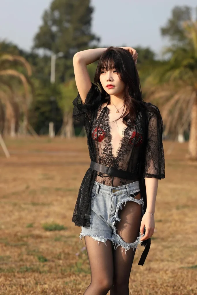 图片[7]-芝芝Booty黑丝系列 | 范家辉魔镜街拍摄影 | 351P+3视频12GB-密语社