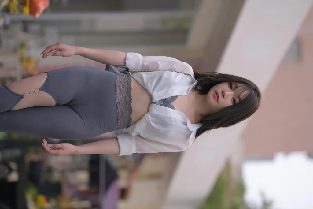 图片[1]-魔镜街拍芝芝机密写真 – 一始摄影作品381P高清图集-密语社