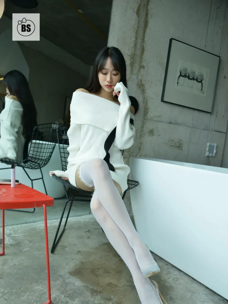 图片[5]-我丝你想美女艺术写真套图完整版合集打包下载40套2570P 3.4GB-密语社