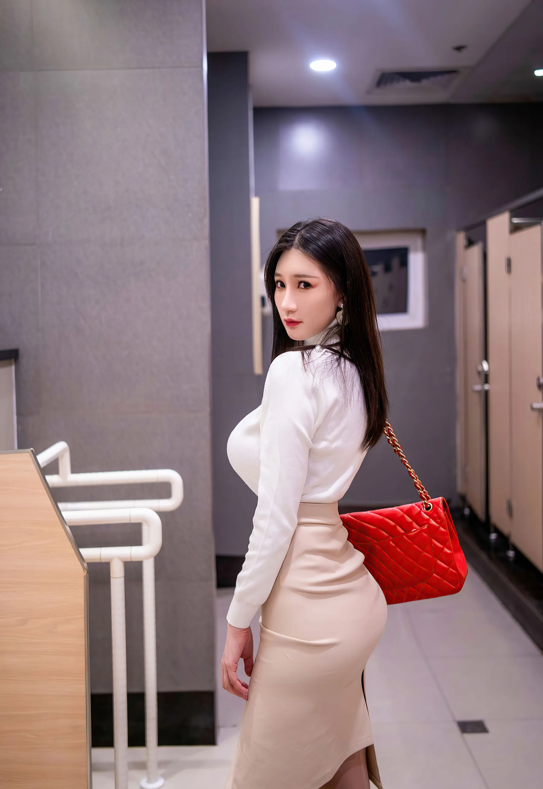 顾乔楠Cora美女艺术写真套图合集打包下载91套39GB-密语社