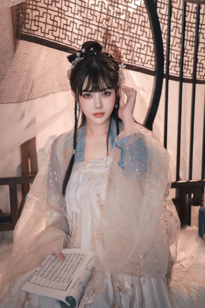 图片[1]-恋恋艾妮美女艺术写真图集合集打包下载2套58P 201MB-密语社
