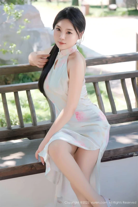 Xiuren秀人网 2025.02.17 NO.9893 麦田-玫瑰图库