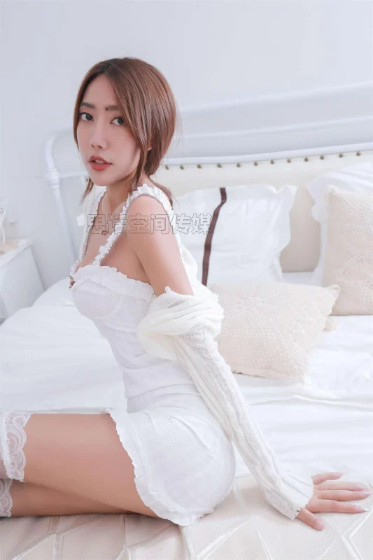 SiHua思话写真 SH196 苏小柔 一丝半缕-玫瑰图库