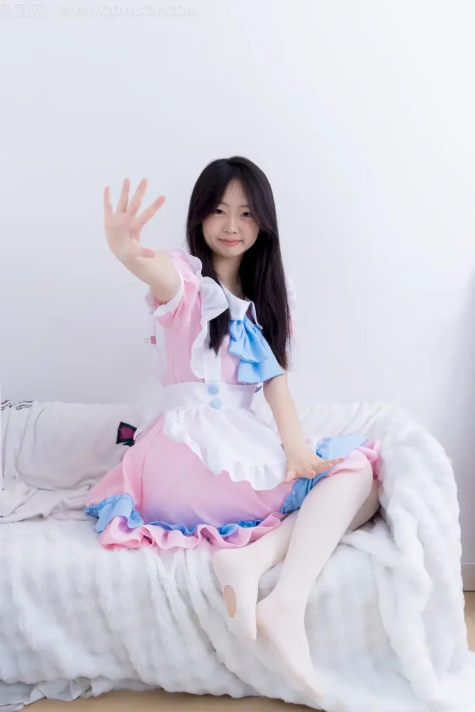 物恋传媒 NO.2752 萌萌-芭蕾舞蹈鞋、皮鞋、薄白丝、女仆装 [168P-1V-3.4GB]-图屿X